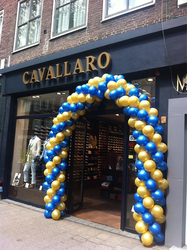  Ballonboog 8m <a href='http://www.rotterdamsballonnenbedrijf.nl/plaatsen/cavallaro' class='w3-text-indigo'>Cavallaro</a> Rotterdam