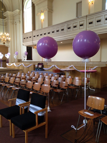  Cloudbuster Rond <a href='http://www.rotterdamsballonnenbedrijf.nl/plaatsen/hoflaankerk' class='w3-text-indigo'>Hoflaankerk</a> Rotterdam