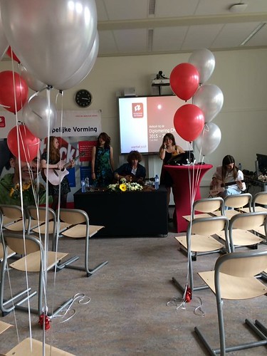  Tafeldecoratie 5ballonnen Gronddecoratie Hoge School Rotterdam