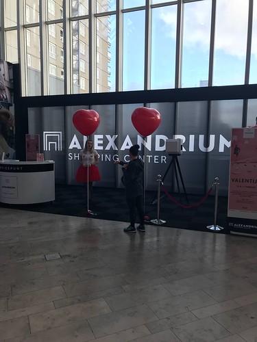  Cloudbuster Hart Valentijnsdag Winkelcentrum Alexandrium Rotterdam