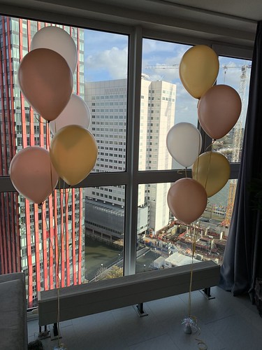  Tafeldecoratie 5ballonnen Gronddecoratie Penthouse Wijnstraat Rotterdam