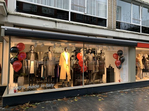  Tafeldecoratie 5ballonnen Gronddecoratie Black Friday Lc Fashion <a href='http://www.rotterdamsballonnenbedrijf.nl/plaatsen/karel-doormanstraat' class='w3-text-indigo'>Karel Doormanstraat</a> Rotterdam