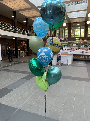  Ballonboeket Groen Beterschap Sterkte <a href='http://www.rotterdamsballonnenbedrijf.nl/plaatsen/maasstad' class='w3-text-indigo'>Maasstad</a> Ziekenhuis Rotterdam