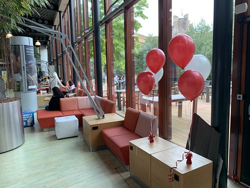  Tafeldecoratie 3ballonnen Hoge School Rotterdam