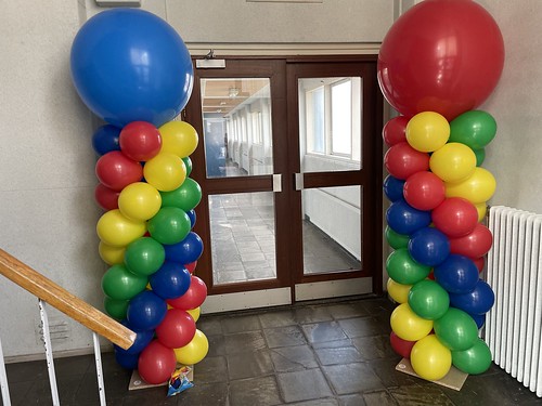  Ballonpilaar Breed Rond Circus Praktijkcollege Hpc Zuidwijk Rotterdam