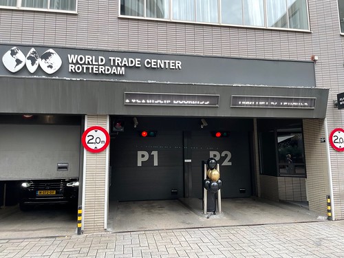  Tafeldecoratie 6ballonnen Parkeergarage Interparking World Trade Center Wtc P1 En P2 Parkeren Rotterdam