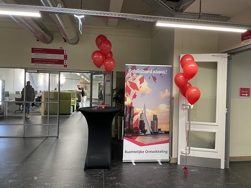  Tafeldecoratie 5ballonnen Gronddecoratie Hoge School Academieplein Rotterdam