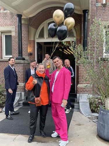  Tafeldecoratie 6ballonnen Verjaardag Koen Kardashian The <a href='http://www.rotterdamsballonnenbedrijf.nl/plaatsen/harbour-club' class='w3-text-indigo'>Harbour Club</a> Rotterdam