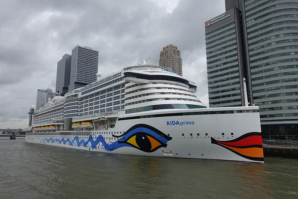 Cruise from Rotterdam? These are the benefits, destinations and offers!