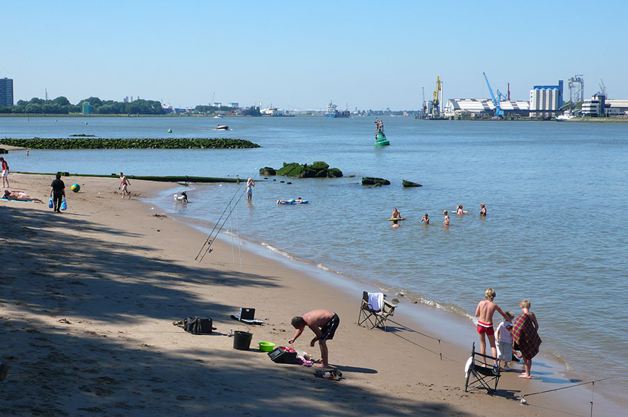 Strand Heijplaat Rotterdam