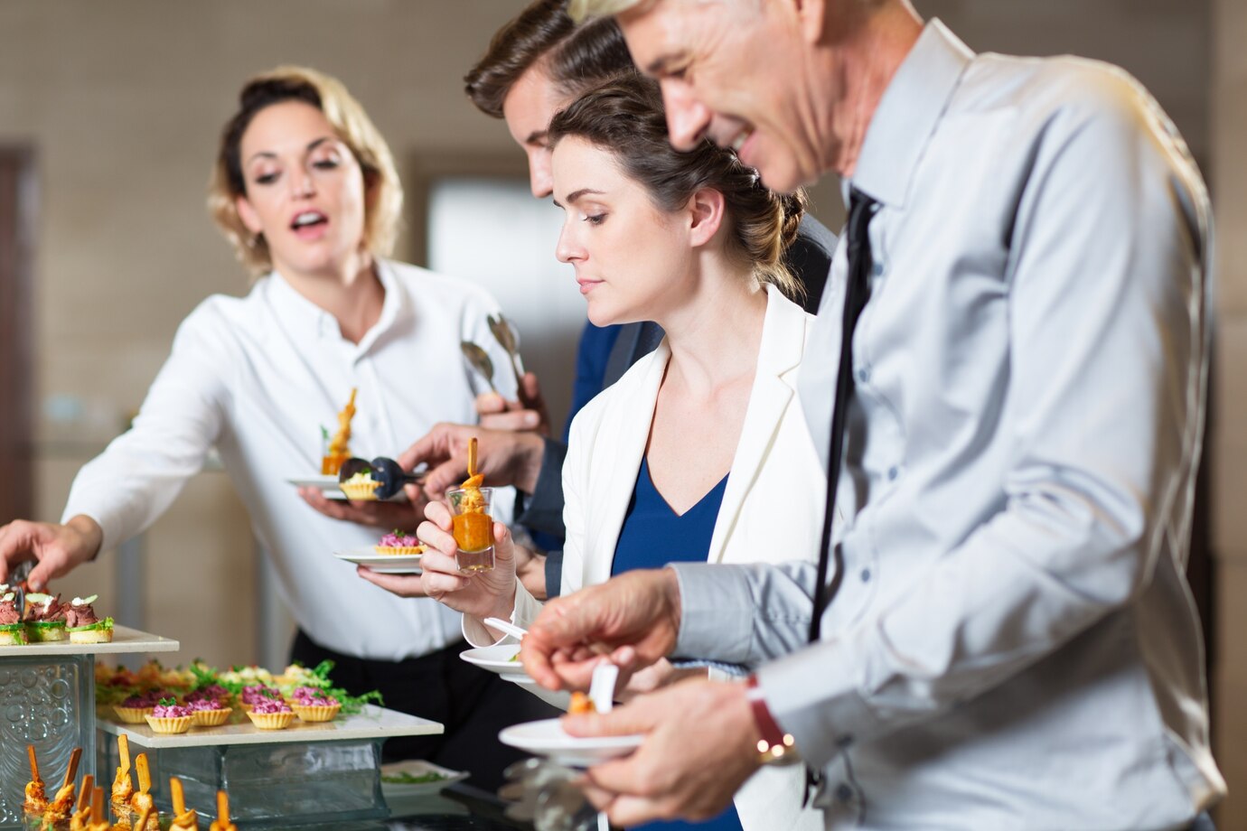 5 Zalen in Rotterdam waar eigen eten en drinken is toegestaan